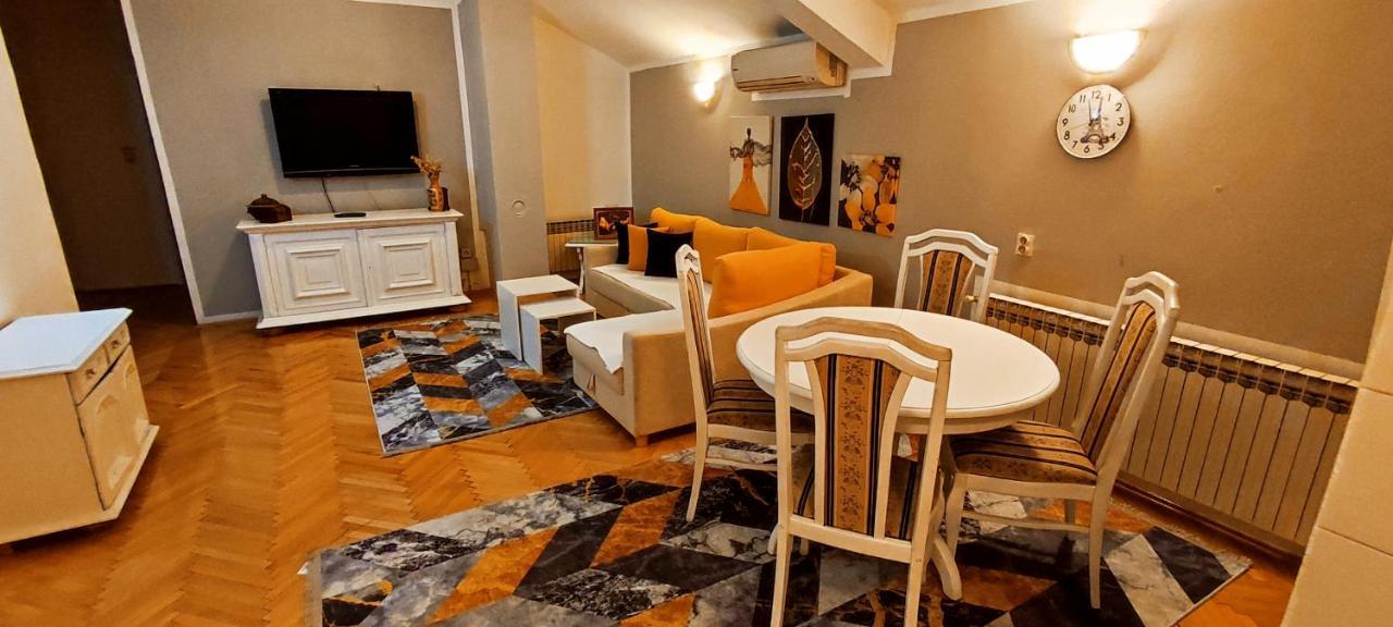 Villa Monera Apartments & Rooms & Free Garage Mostar Bagian luar foto